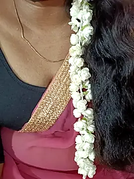 Snapshot of tamil-varshu chatting on 02.21.25 tamil-varshu online show from 02.21.25