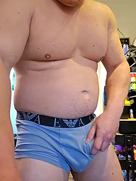 Snapshot of massivemax chatting on 11.17.25 massivemax online show from 11.17.25