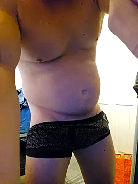 Snapshot of massivemax chatting on 11.27.25 massivemax online show from 11.27.25