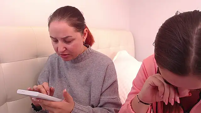 Amy--Samy online show from 02.18.25