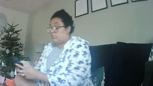 vanilla chocolate23 online show from 12.02.25