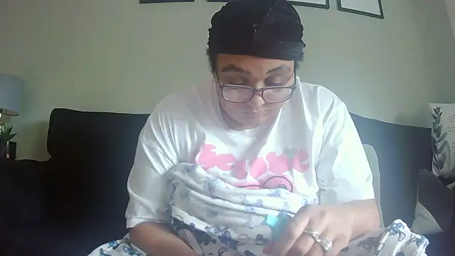 vanilla chocolate23 online show from 02.08.26