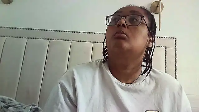 Snapshot of vanilla_chocolate23 chatting on 07.23.26 vanilla chocolate23 online show from 07.23.26