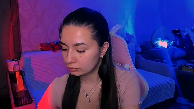 Swee Alicee online show from 02.03.26