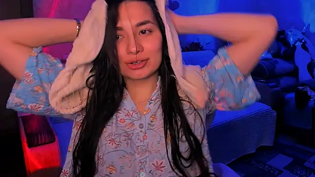 Swee Alicee online show from 03.06.26