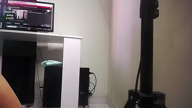 marilynetthan online show from 10.23.25