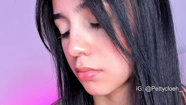 Snapshot of PettyCloeh chatting on 02.01.25 PettyCloeh online show from 02.01.25