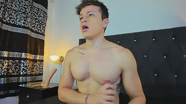 Angel Cuervo online show from 01.22.25