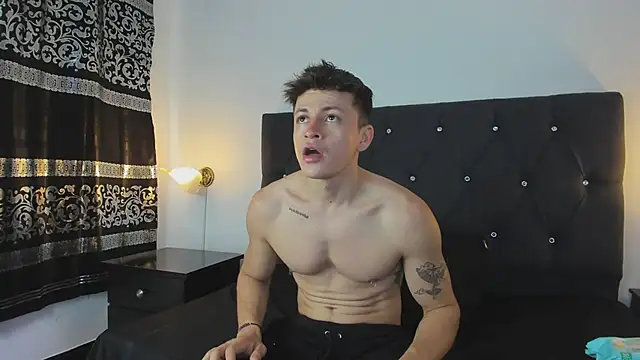 Angel Cuervo online show from 02.10.25