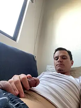 Snapshot of stevego94 chatting on 02.14.25 stevego94 online show from 02.14.25