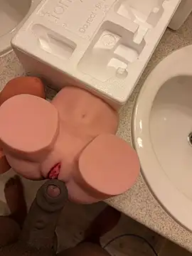 MaterialGolan online show from 02.07.26