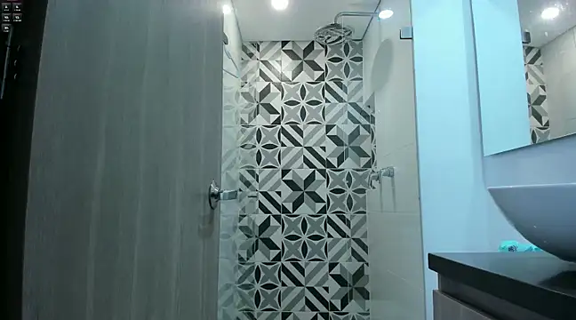 Snapshot of tony_muscle chatting on 02.12.25 tony muscle online show from 02.12.25