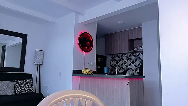 Snapshot of tony_muscle chatting on 09.14.25 tony muscle online show from 09.14.25