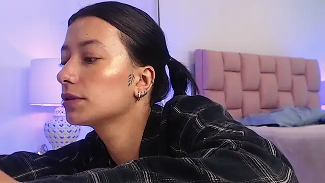 Snapshot of Zoe_Vixen chatting on 12.26.24 Zoe Vixen online show from 12.26.24