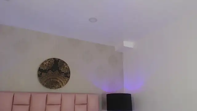Snapshot of Zoe_Vixen chatting on 03.14.25 Zoe Vixen online show from 03.14.25