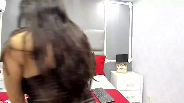 MadelineBeckert online show from 12.15.25