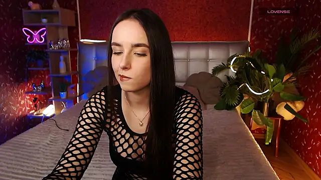 AuroraAksnesss online show from 02.01.25