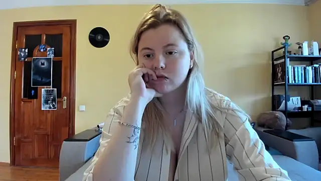 LillyDepp online show from 03.26.26