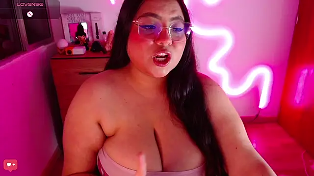 Snapshot of Rebeca_charme21 chatting on 01.17.25 Rebeca charme21 online show from 01.17.25