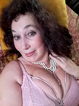 GypsyEsmeralda online show from 10.19.25