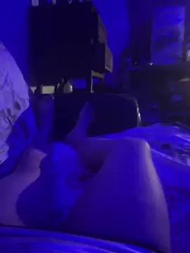 cutemodal33 online show from 02.15.25