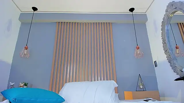 mary suarez online show from 02.26.25