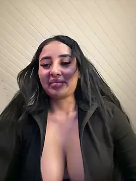 Snapshot of Anily_Lovely chatting on 02.11.25 Anily Lovely online show from 02.11.25