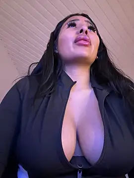 Anily Lovely online show from 03.17.25