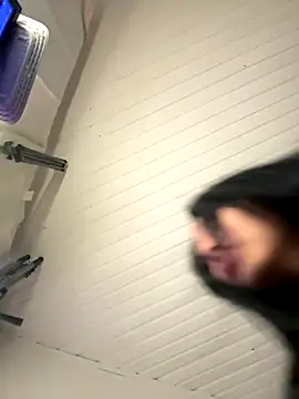 Anily Lovely online show from 09.19.25