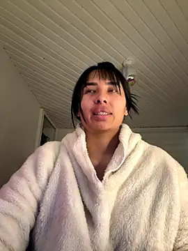 Anily Lovely online show from 09.25.25