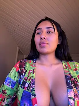 Anily Lovely online show from 11.20.25