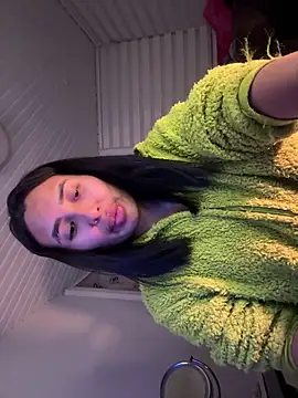 Snapshot of Anily_Lovely chatting on 04.29.26 Anily Lovely online show from 04.29.26