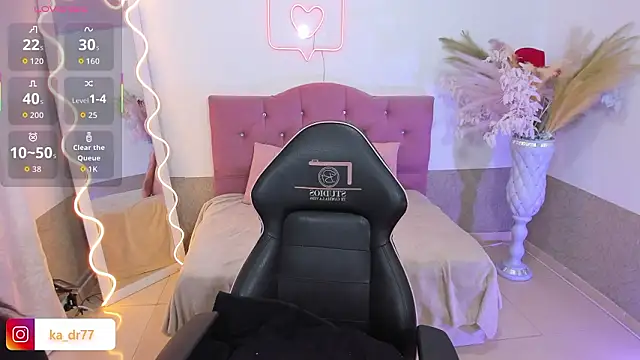 kendra tay online show from 03.18.26