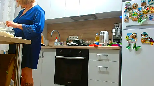 Brionia online show from 12.17.25