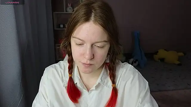 Snapshot of CassieJuice69 chatting on 12.04.24 CassieJuice69 online show from 12.04.24