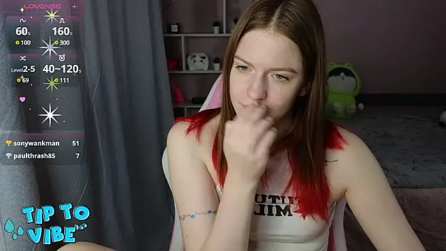 Snapshot of CassieJuice69 chatting on 12.07.24 CassieJuice69 online show from 12.07.24