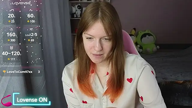 Snapshot of CassieJuice69 chatting on 02.16.25 CassieJuice69 online show from 02.16.25