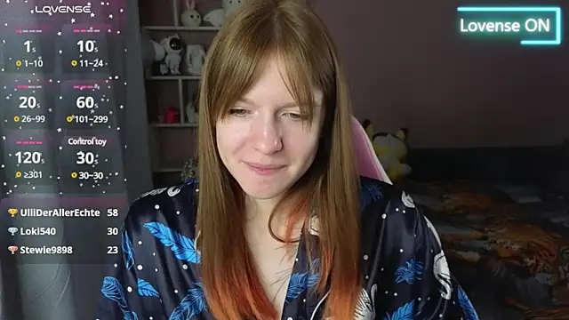 Snapshot of CassieJuice69 chatting on 02.18.25 CassieJuice69 online show from 02.18.25