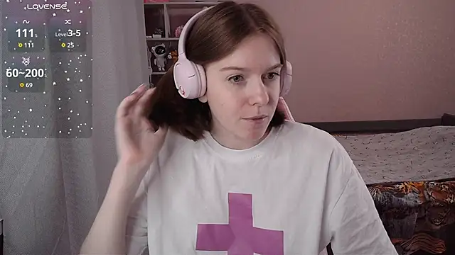 Snapshot of CassieJuice69 chatting on 11.19.25 CassieJuice69 online show from 11.19.25