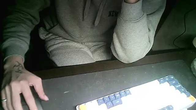 Ryan67533 online show from 12.22.24