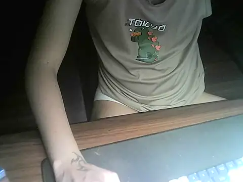 Ryan67533 online show from 04.15.26