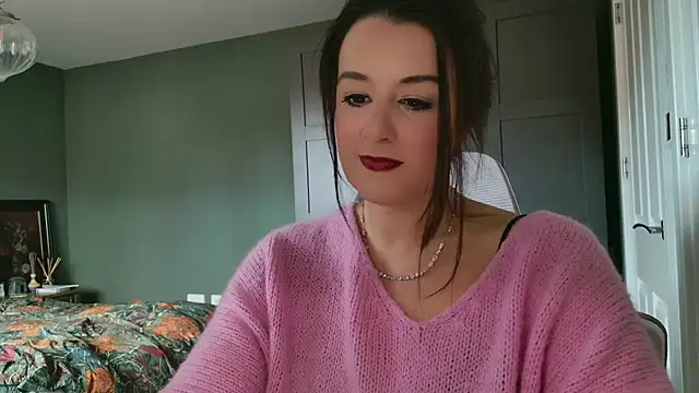 flatwhite0 online show from 12.09.24