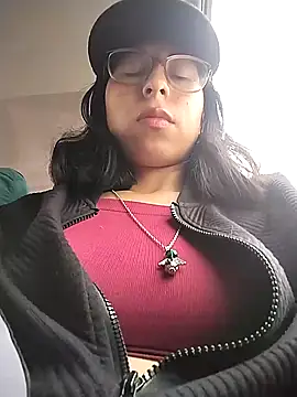 MirandaSingle online show from 02.20.26