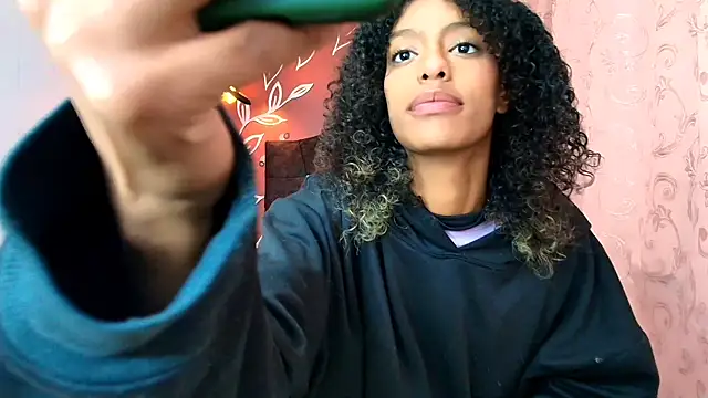 Zia Green online show from 01.23.25