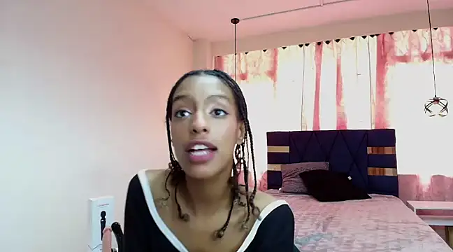 Zia Green online show from 02.05.25