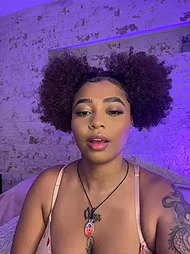 Snapshot of pamela_west chatting on 05.22.26 pamela west online show from 05.22.26