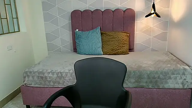Snapshot of Asly_Morgan chatting on 01.12.25 Asly Morgan online show from 01.12.25
