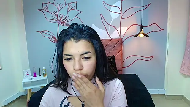 Snapshot of Asly_Morgan chatting on 02.23.25 Asly Morgan online show from 02.23.25