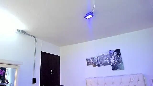 Amy Kiitty  online show from 09.09.25