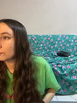 viviandaimond1 online show from 12.16.24